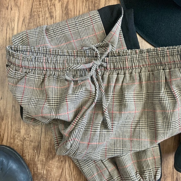 June and Hudson women’s joggers - Picture 8 of 9